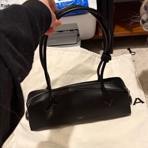 Ala- le teckel Black Leather Handbag